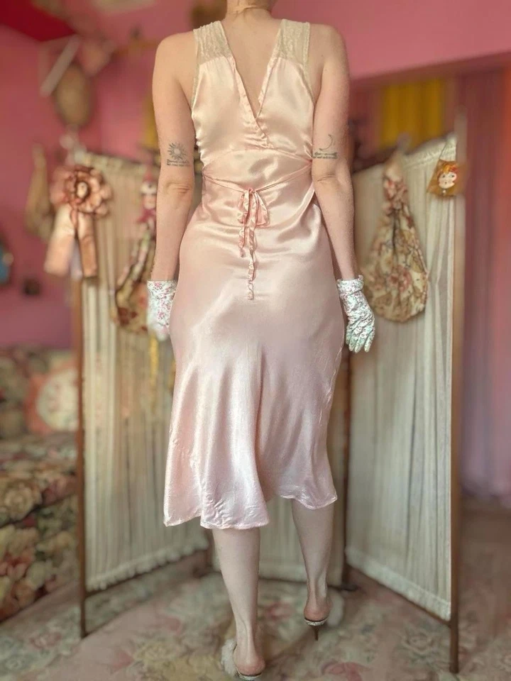 1930s Trillium Peach Satin Rayon Bias Cut Slip Dress, Lace Bodice, Size M - Image 3 of 4