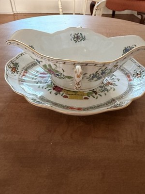 Herend Indian Basket Multi-Color Sauce Boat / Gravy Boat with Serving Underplate