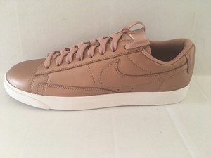 aa3961 nike