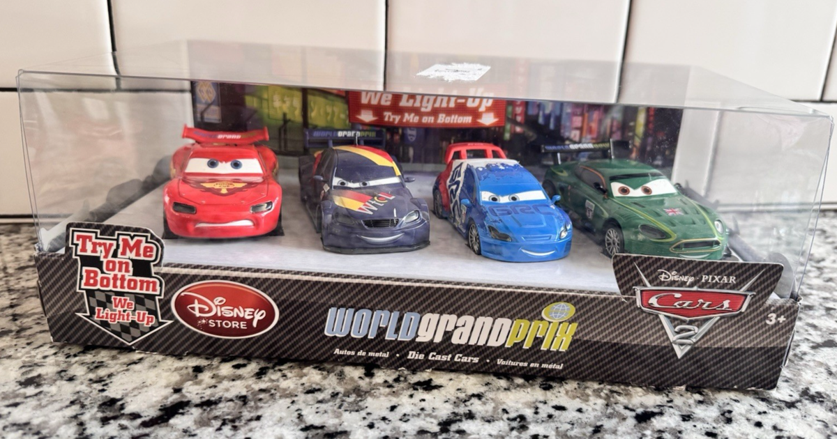 Disney Store 2011 Pixar Cars 2 World Grand Prix Die Cast 4
