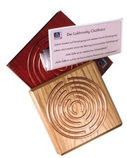 Lakhovsky Oszillator aus Holz und Kupfer, Schwingungsfelderzeugung