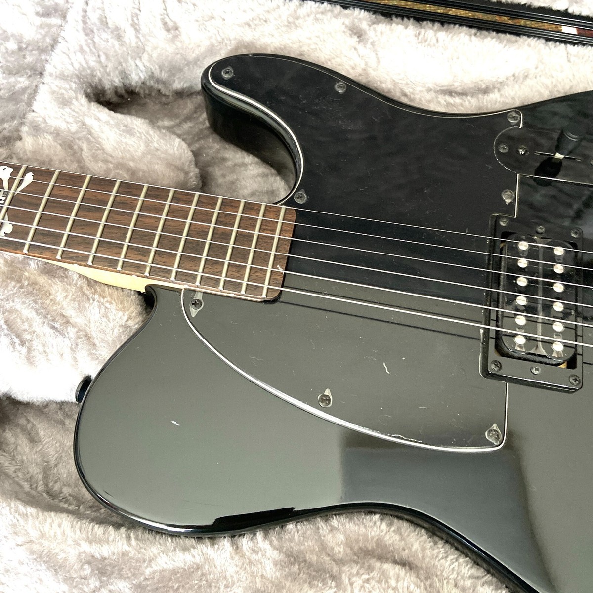 AVRIL LAVIGNE Squier By Fender Signature Telecaster Guitar AVRIL LAVIGNE Squier By Fender Signature Telecaster Guitar