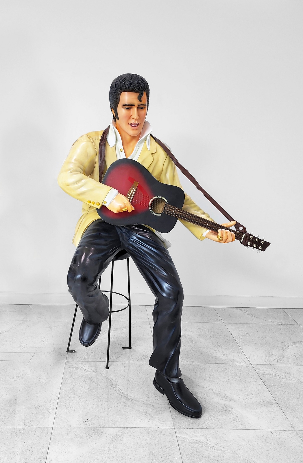 Elvis Statue Life Size Elvis Statue Sitting On Stool Life Size eBay