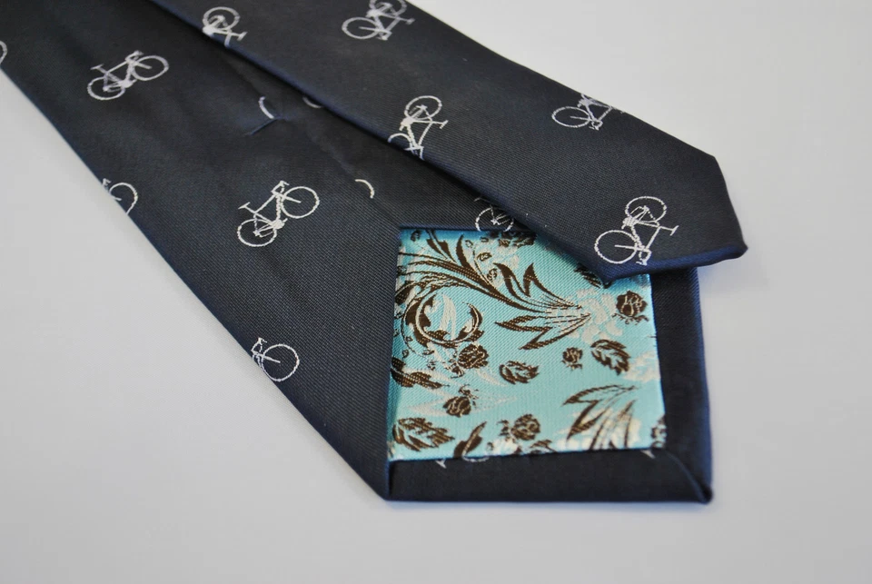 Corbata Frederick Thomas azul marino para hombre con patrón de bicicleta FT2125 bicicleta de carreras Foto 3 de 4