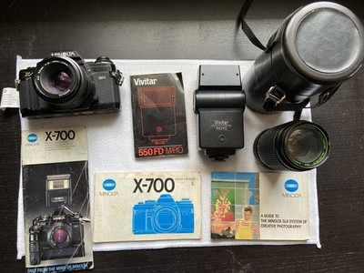 VTG Minolta X700 35mm Camera BUNDLE Zoom Lens, Flash & Manuals MINT