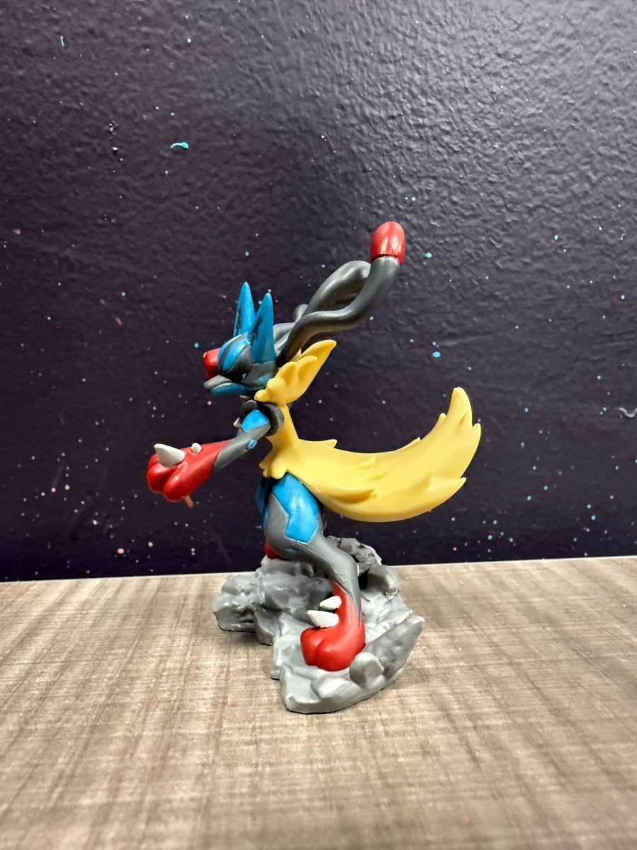 BRAND NEW* Pokémon - Mega Lucario EX Fgure Collection Figurine