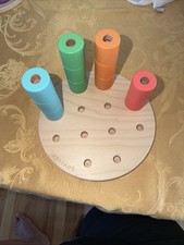 Lovevery Wooden Stacking Peg Board Pioneer 16-18 Toddler Montessori Development