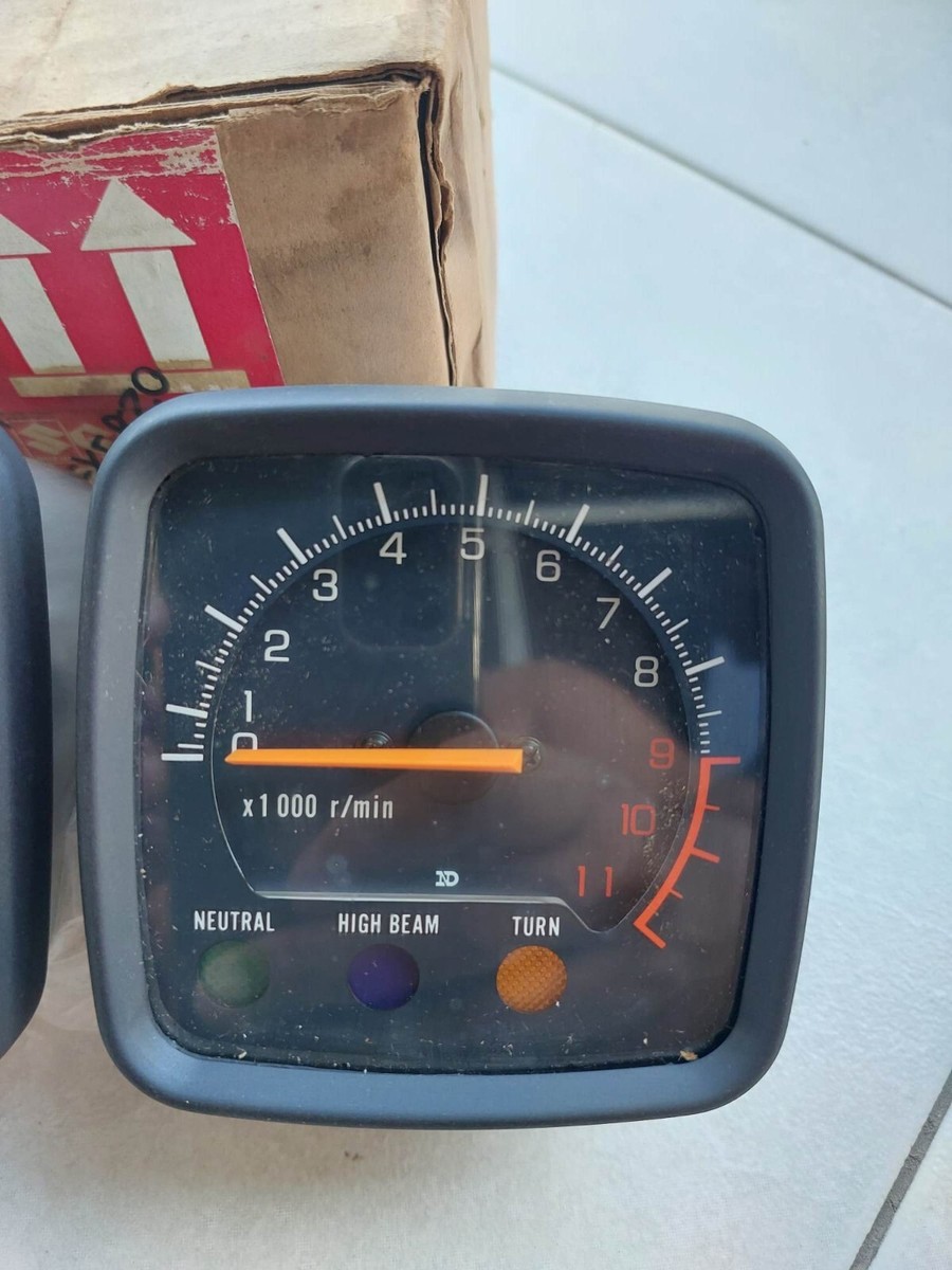 SUZUKI GT125-GT125X4-TR100-125-GP-TORA SPEEDOMETER+TACHOMETER