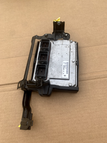 2017 Honda Ridgeline elite Black editio Electronic Control Module 37820 ...