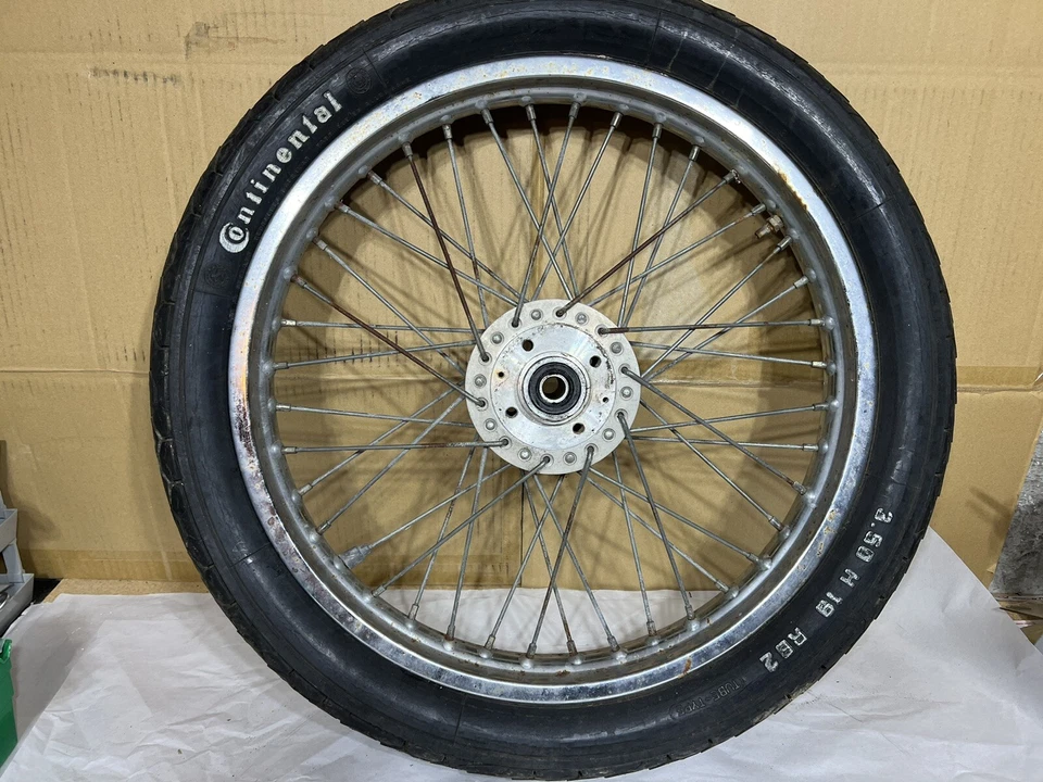 1977 Kawasaki KZ1000 KZ900 roda dianteira aro com raios Takasago 1,85 x 19 - Imagem 2 de 4