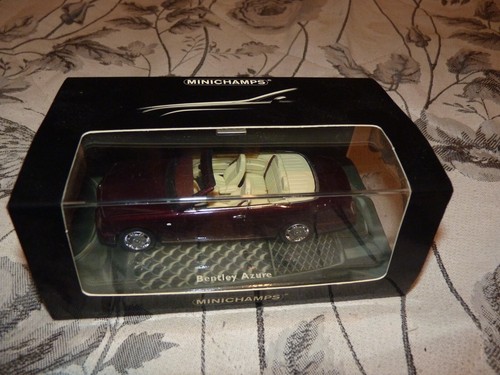 Minichamps Bentley Azure 2006 Convertible in Metallic Red, Boxed, 1:43 - Picture 8 of 8