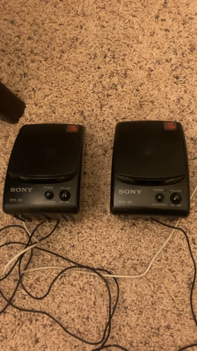Sony SRS-38 Vintage Mini 3.5 MM Portable Speakers Battery Powered