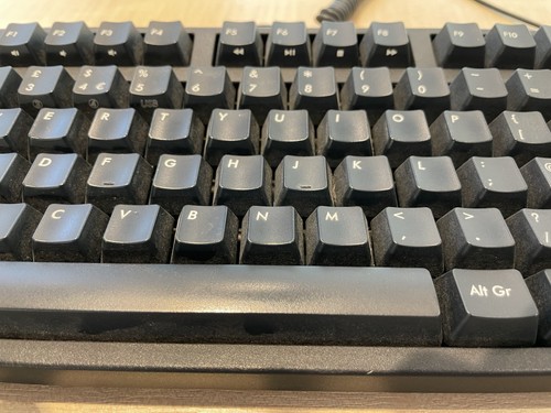 Filco Majestouch Convertible 2 Tenkeyless -MX Brown switches Bluetooth and USB - Picture 2 of 4