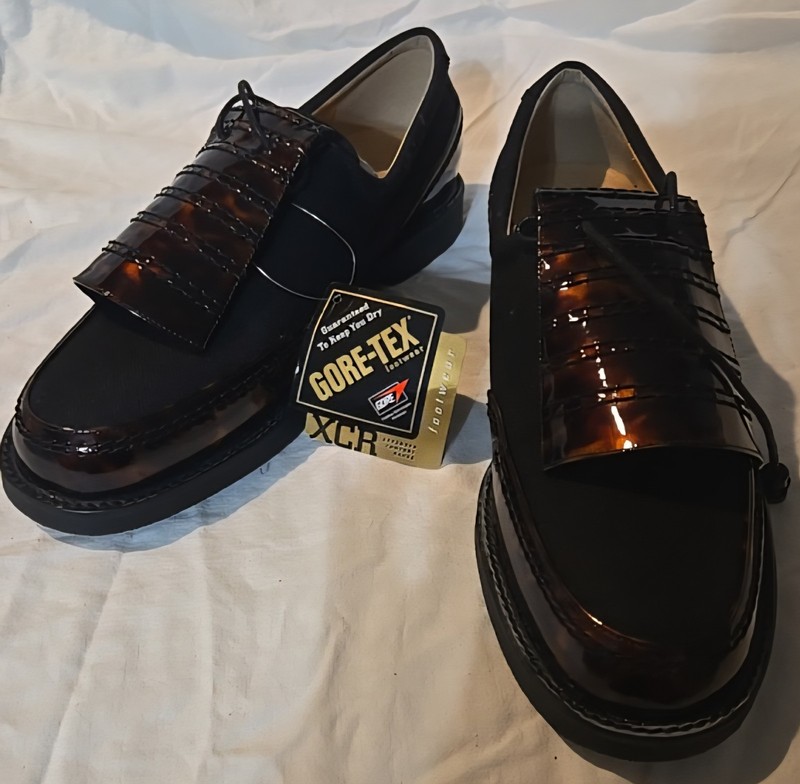 New Stuart Weitzman Tortoise Kiltie Oxford With Spikes Golf Shoes sz 8