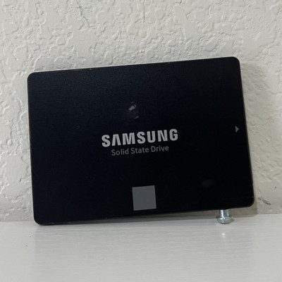Samsung 860 EVO 500GB 2.5'' SATA III Internal Solid State Drive (SSD) - TESTED