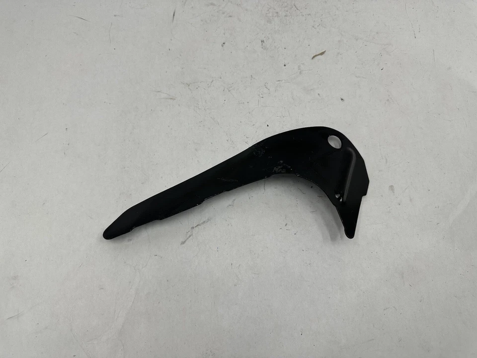 Mercedes-Benz ML320 ML500 1998-2002 placa de refuerzo OEM A 163 626 14 16 Foto 4 de 4