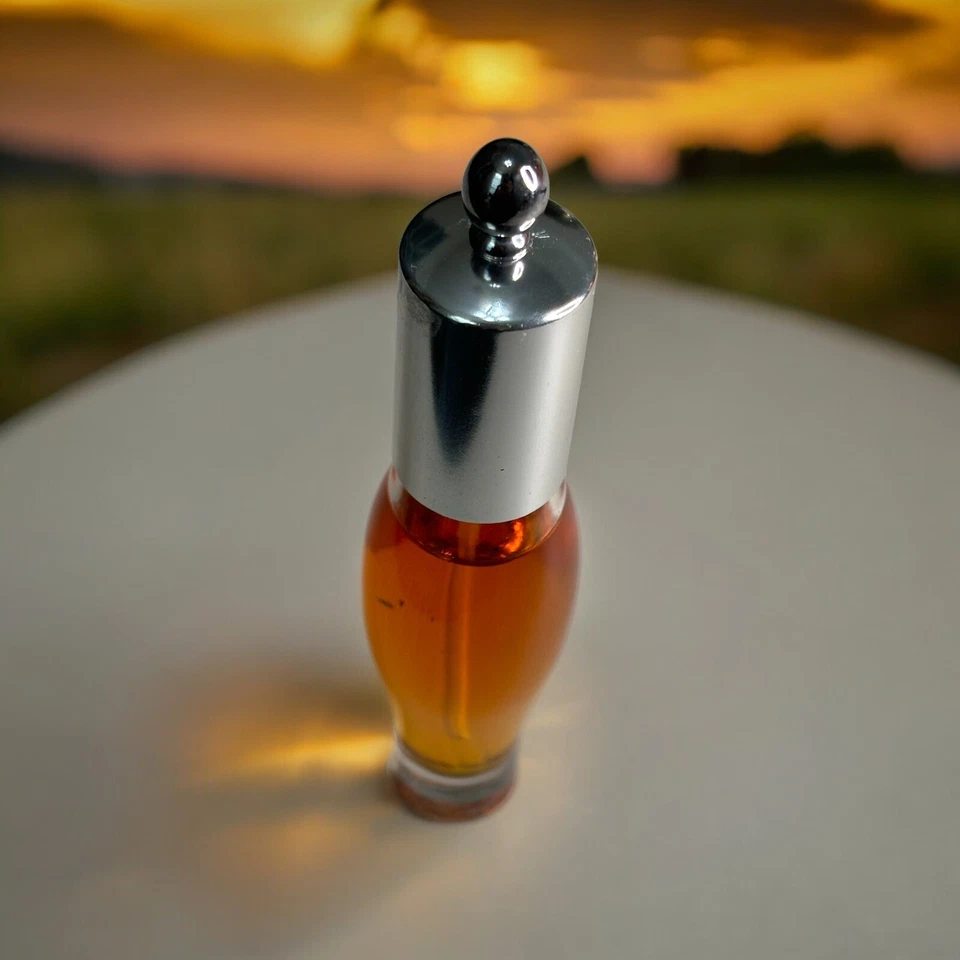 Vivid By Liz Claiborne Eau De Perfume Spray 0,33 Fl Oz Bolsa Tamanho 4” Altura Floral - Imagem 4 de 4