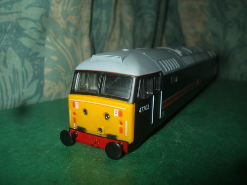 LIMA CLASS 47 FRAGONSET SCHWARZ/ROT LOK NUR GEHÄUSE - 47703 | Zustand: Used