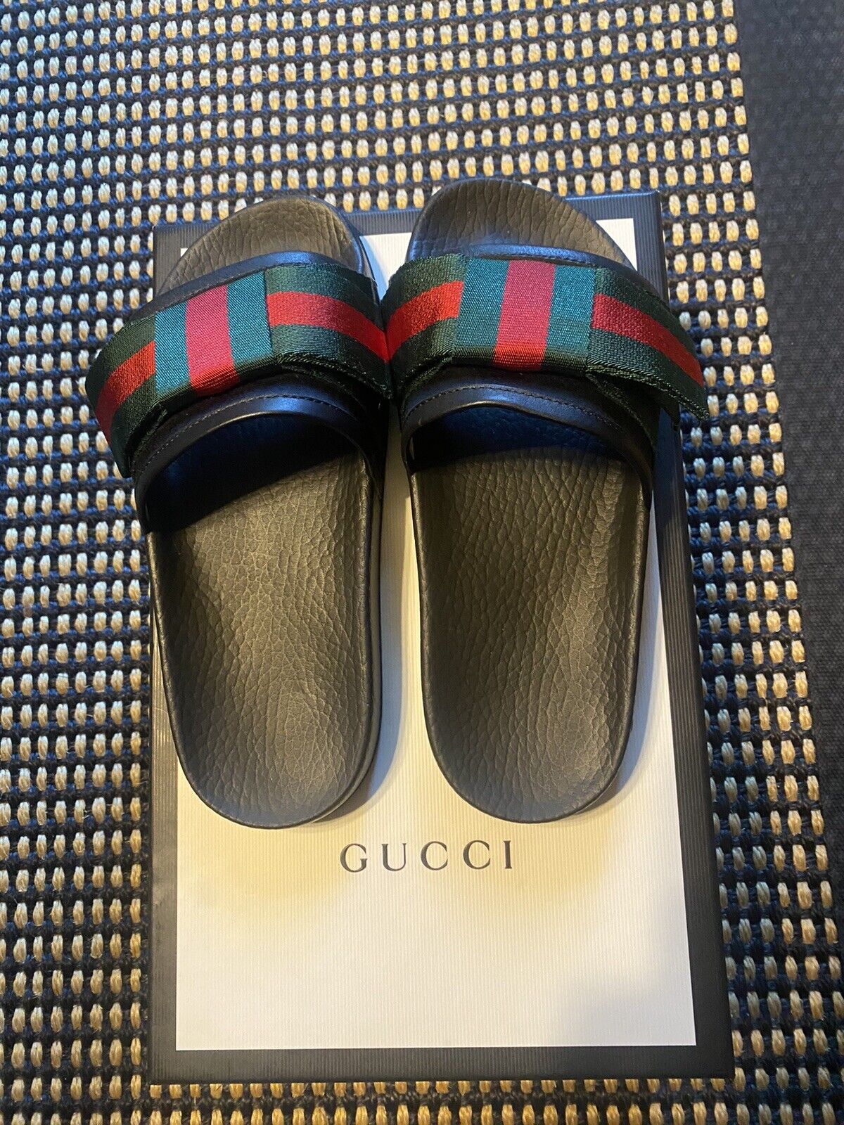 Womens Gucci Pursuit Satin Bow slides size 35 | eBay