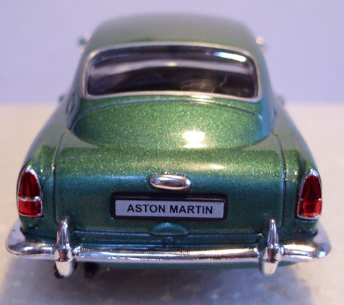 D Agostini - Aston Martin DB4 Coupé Metallicgrün Maßstab 1/43 Neu Luftblasenpackung - Bild 6 von 11