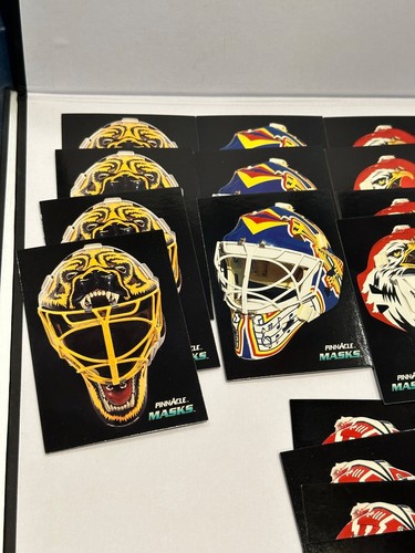 1992-93 PINNACLE HOCKEY MASKS 3- SETS ++ - Bild 3 von 6