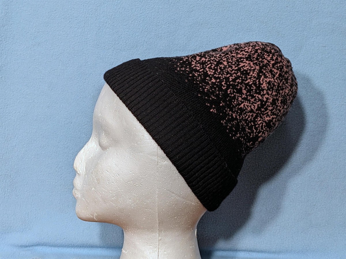 Lululemon Merino Wool Pink Black Knit Beanie Hat OS | eBay display picture 3