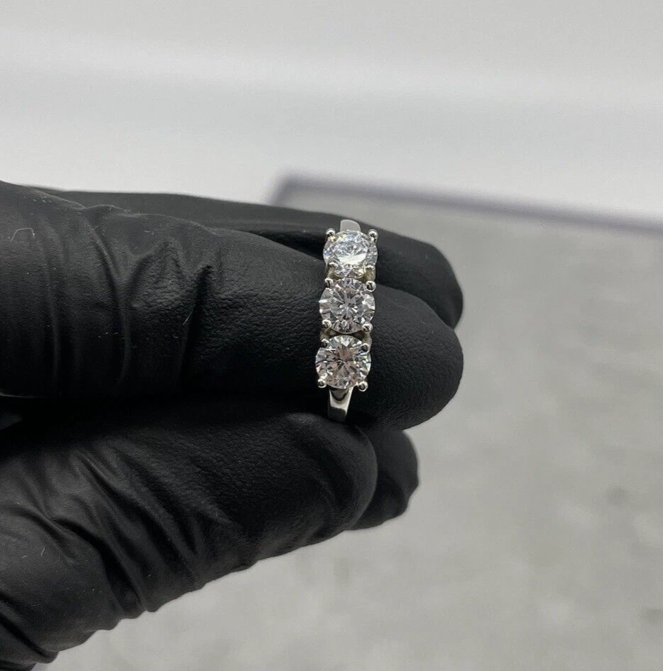 Anello femminile trilogy argento 925 pietre brillanti firmato By Simon elegante. - Immagine 2 di 4