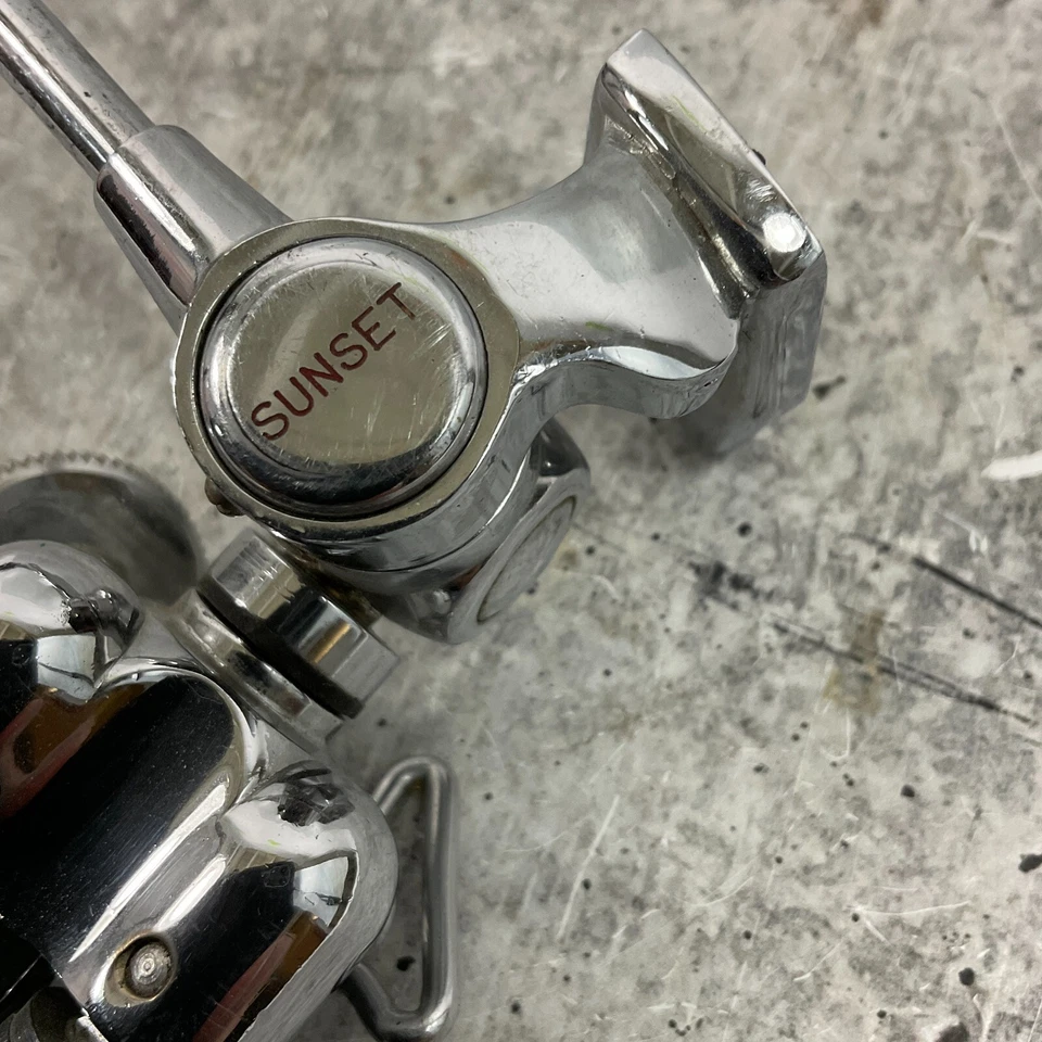 Vintage Sunset 8 SE Tripod Telescoping 11-40" - Image 3 of 4