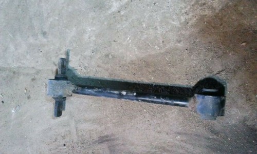 Mitsubishi Space Star 1.9 DI-D HP DG0 Querlenker hinten