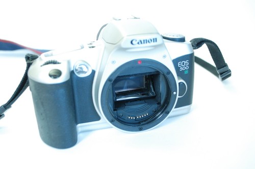Canon EOS 500n analoge 35mm Spiegelreflexkamera - getestet - fast neuwertig - nur Gehäuse - Bild 7 von 7