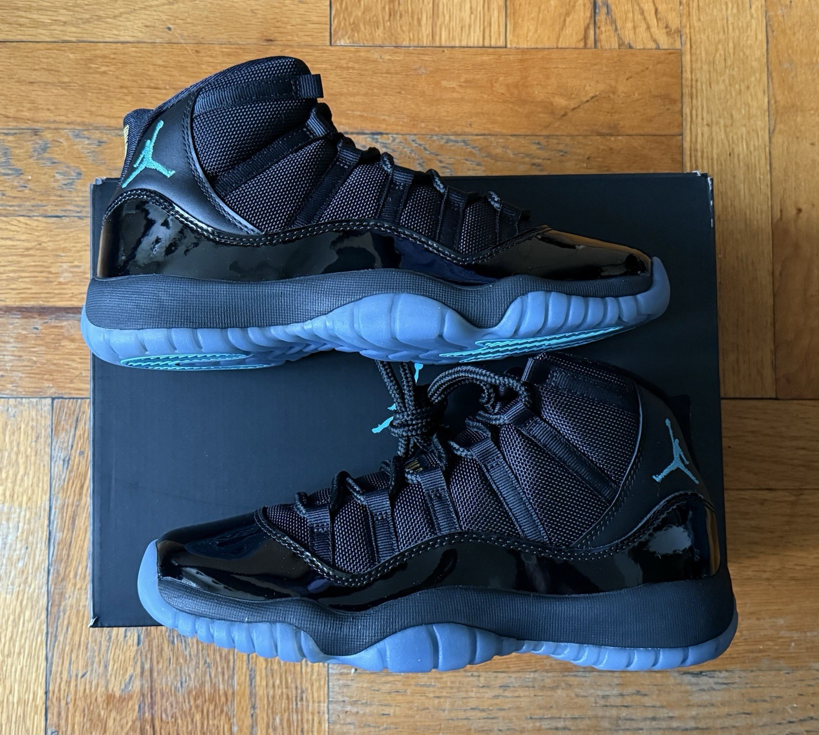 Jordan 11 Men's Sneakers Retro High Gamma Blue Size 6.5Y (GS) - SEE DESCRIPTION