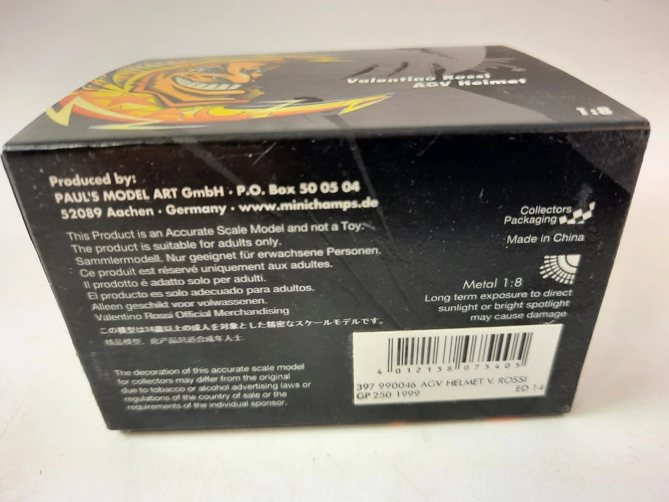 Minichamps Valentino Rossi AGV Helmet 250 Aprilia 1999 1/8 397990046 - Immagine 3 di 3