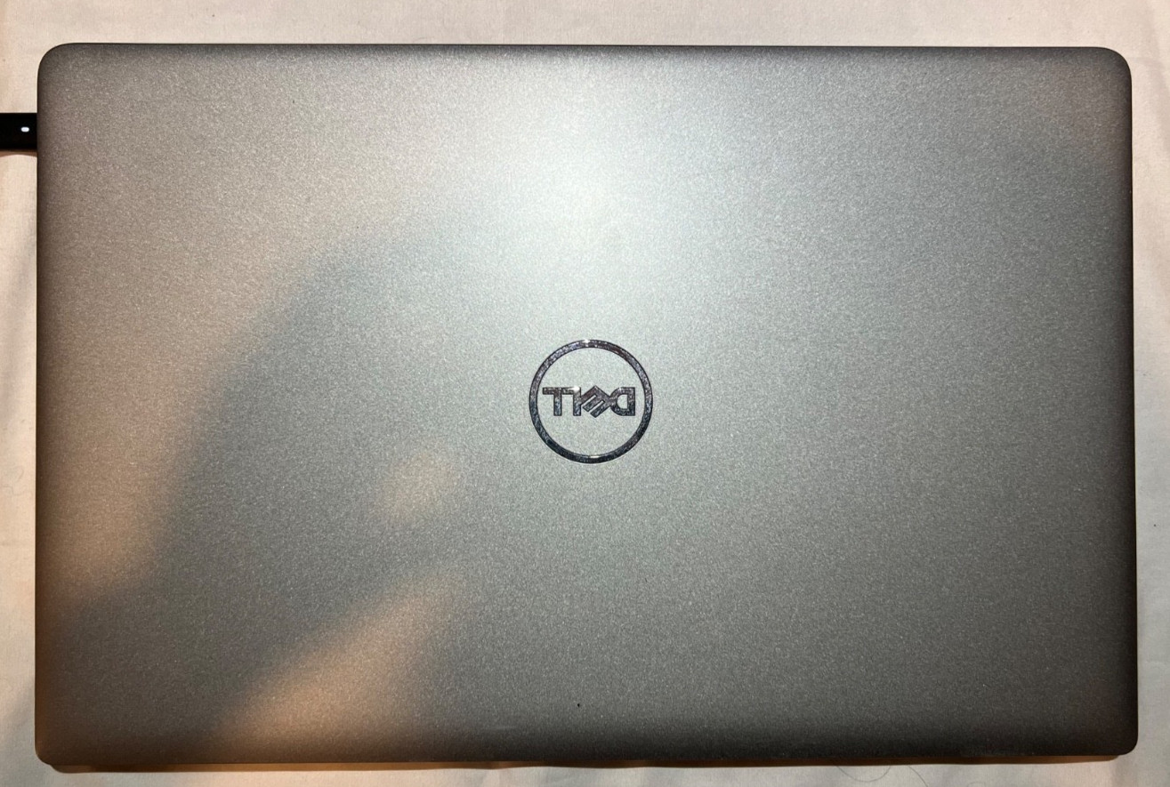 Dell Latitude 5550 - Ultra 7 165U - 16GB Ram - 256GB M.2 - Windows 11 Pro