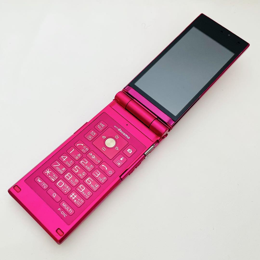 docomo F-01M ピンク 初期化済中古 docomo F-01M ピンク 初期化済中古 富士通 F-01M らくらくホン