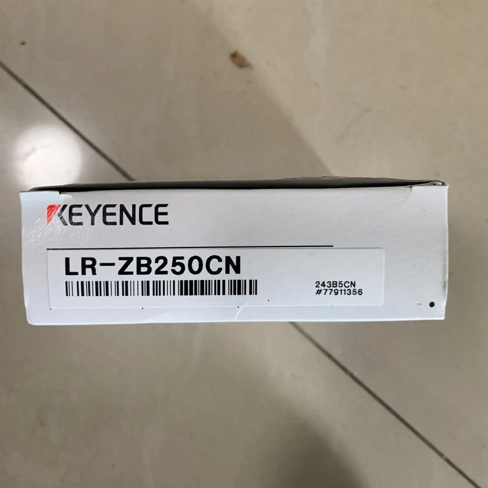 1PC New Keyence LR-ZB250CN LRZB250CN Sensor In Box US Free TAX US Free TAX - Image 2 of 3