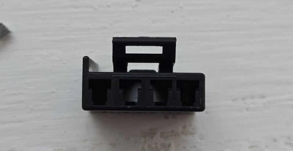 Delphi Metri-Pack 280 4-Way Female Connector KIT w/ 120522147-L Pin (22-20 AWG) - Image 4 of 4