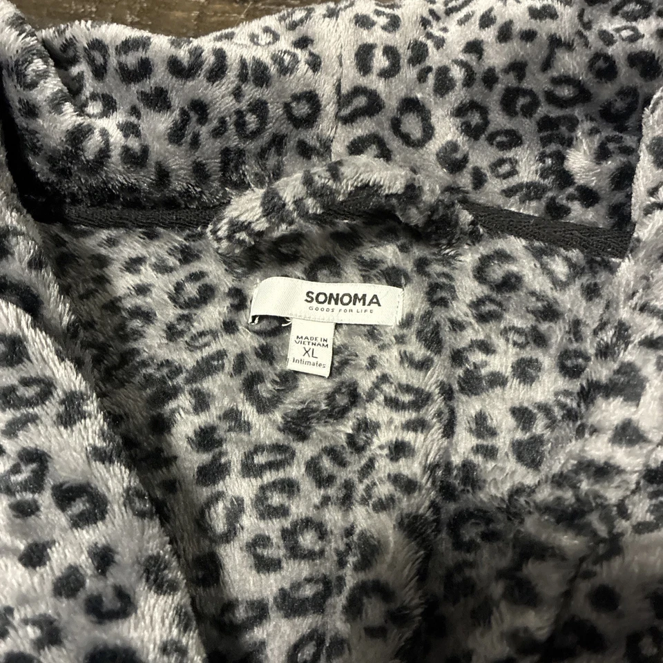 Sonoma Women's Plush Robe XL Leopard Print Belted Soft Fleece Cozy Lounge EUC - Image 2 of 4