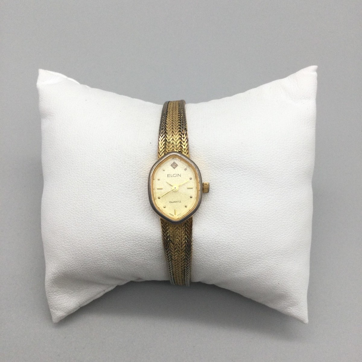 Vintage Elgin Womens Watch 15mm Oval Gold Tone Bracelet EK110-017