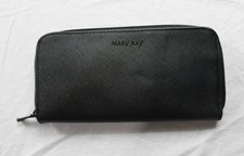 Mary Kay Women's Essential 5-Pc Portable Brush Collection LB3 Black Travel-Size