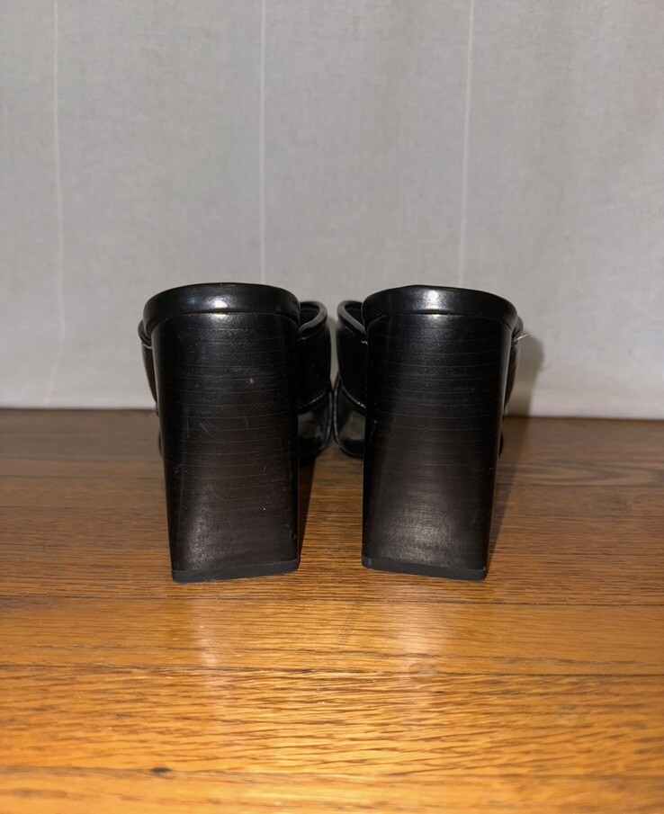 Picture 4 of 6
