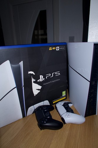 Sony PlayStation 5 1TB Digital Edition + 2 Controllers – Barely Used