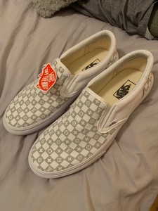 vans slip on louis vuitton