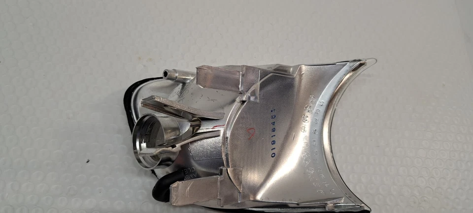 Luz de señal de estacionamiento lateral del pasajero 444-1507R-AQ-C - para BMW M3 323i 999-2001 🔥 Foto 4 de 4