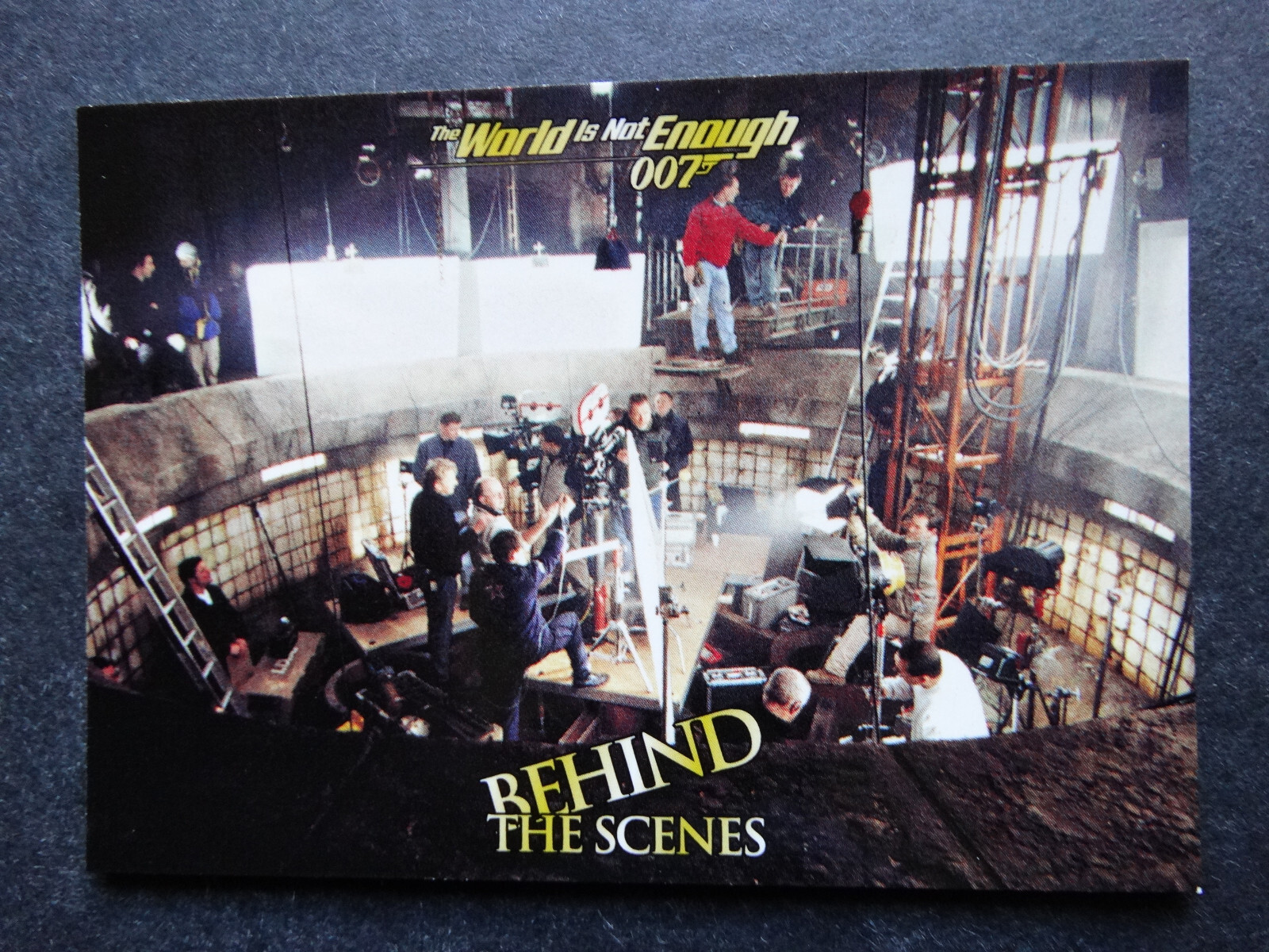 1999 Inkworks James Bond World Is Not Enough Card Complete Your Set U Pick 1-90 - Picture 99 of 118