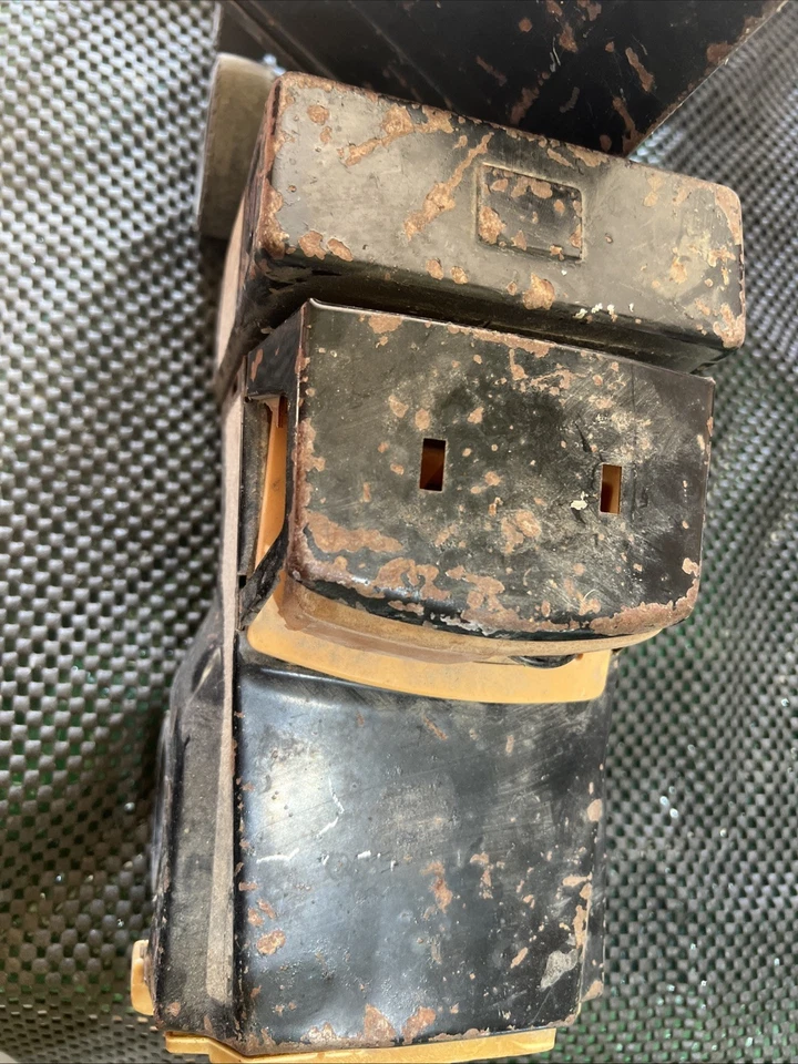 Винтажные игрушки Nylint грузовик и прицеп прессованная сталь - запчасти или проект восстановления - Изображение 3 из 4