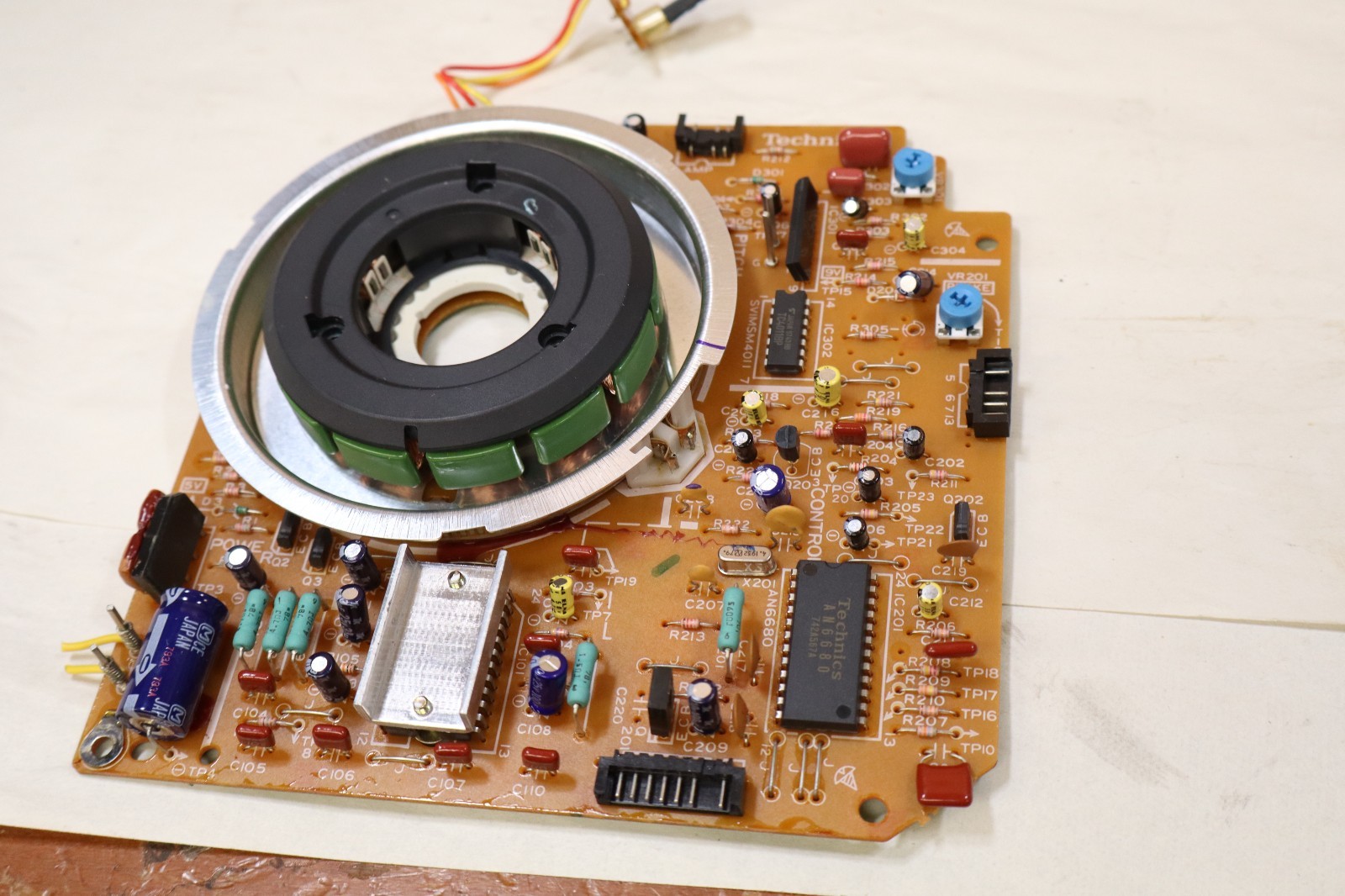 Technics SL-1200 Mk2 vintage audio equipment - eBay listing photo 2