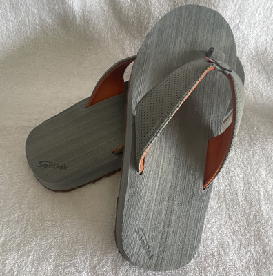 Grundens Men's SeaDek Gray Thong Flip Flop Sandals Logo Slip-On US 10 EU 44 UK 9