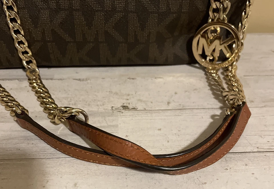 Michael Kors MK Jet Set Signature Brown Cream MK Chain Messenger Crossbody Bag - Image 2 of 4