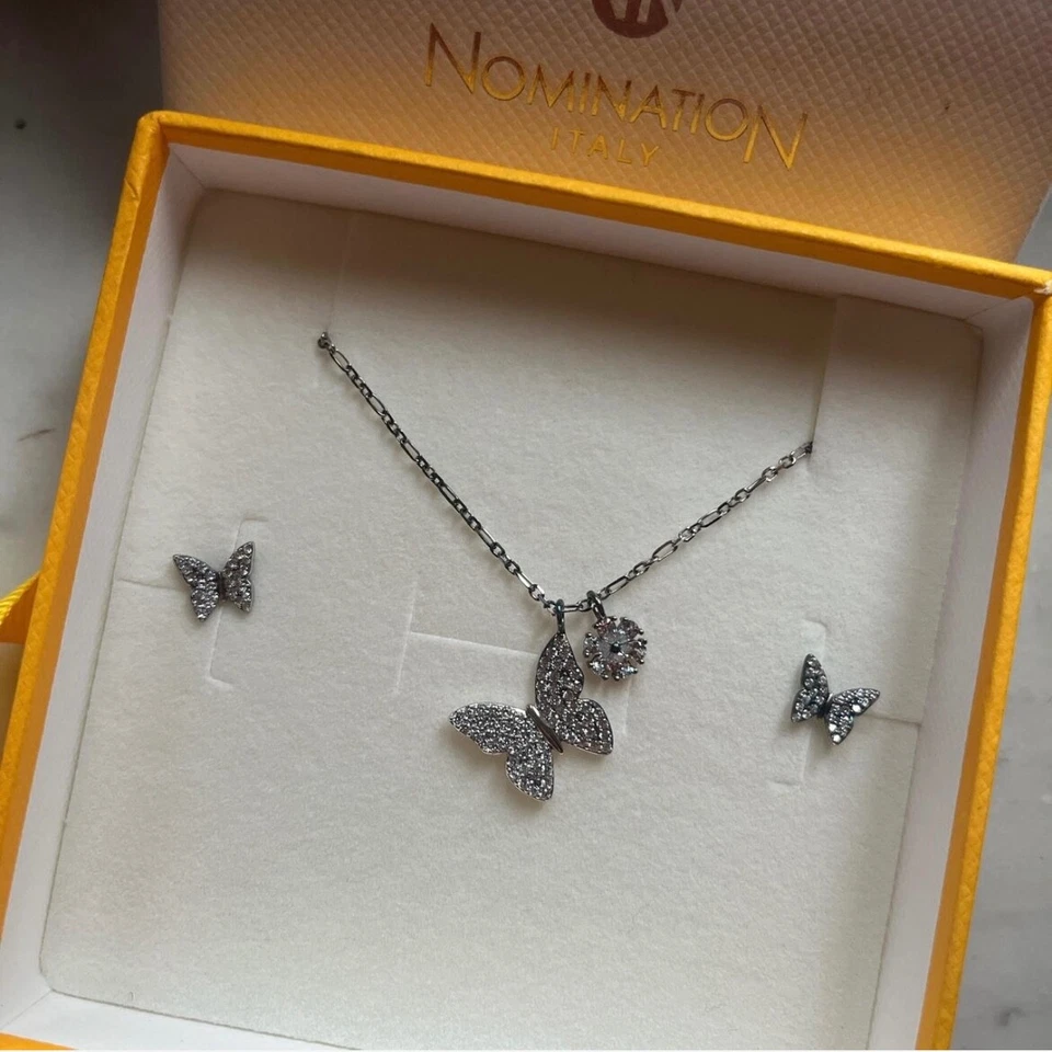 Parure collana e orecchini con swarovski della Nomination, mai indossati - Immagine 2 di 4