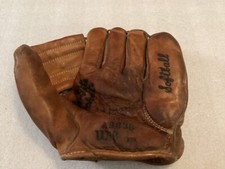 VINTAGE WILSON FIELD MASTER RIGHT HAND THROWER GLOVE A9830 AS IS